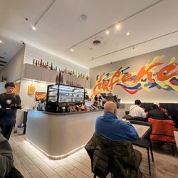 Cafe Kenkaku - Counter