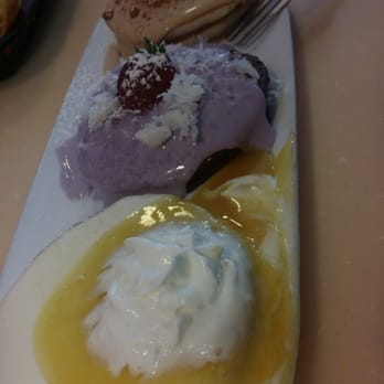 My Cafe - Flight of pancakes - Breakfast & Brunch Near Me - Kapolei, Hawaii My Cafe - Flight of pancakes - Breakfast & Brunch Near Me - Kapolei, Hawaii