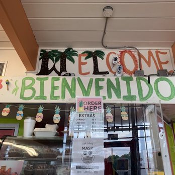 Refresqueria La Bahia - a welcome sign - Mexican Near Me - Baytown, Texas