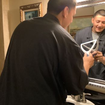 Guerrero Glow - Cleaning the common bathroom for all of house - Home Cleaning Near Me