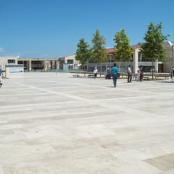 Urla Meydan Alışveriş Merkezleri