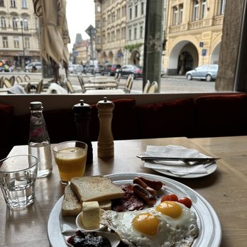 Café 22 - View from restaurant - Cafes Near Me - Prague, Puerto Rico
