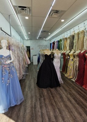 Miranda Dress Shop, 9801 Harwin Dr, Ste G, Houston, TX 77036, US