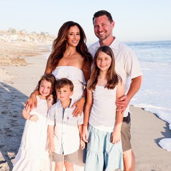 Sol Focus Studios - Family photos on the beach - Session Photography Near Me - Dana Point, California Sol Focus Studios - Family photos on the beach - Session Photography Near Me - Dana Point, California