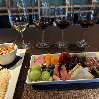 Cinder Wines - Wine Tours Near Me - Garden City, Idaho Cinder Wines - Wine Tours Near Me - Garden City, Idaho