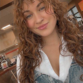 Valor Curl Company - Hair Salons Near Me - Madison, Wisconsin Valor Curl Company - Hair Salons Near Me - Madison, Wisconsin
