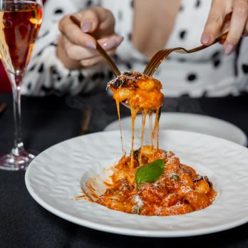 La Stella Cucina Verace - Italian Near Me - Dallas, Texas La Stella Cucina Verace - Italian Near Me - Dallas, Texas