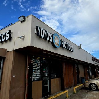 Yoyo’s Hotdog - Exterior - Hot Dogs Near Me - Houston, Texas Yoyo’s Hotdog - Exterior - Hot Dogs Near Me - Houston, Texas