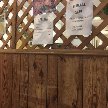 Sing Lay Chinese Restaurant - a wooden fence with a sign on it - Chinese Near Me - Memphis, Tennessee Sing Lay Chinese Restaurant - a wooden fence with a sign on it - Chinese Near Me - Memphis, Tennessee