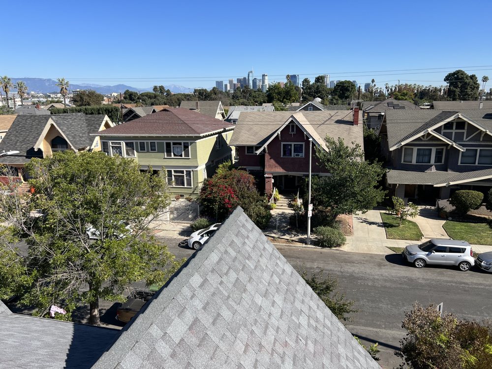Slide of Cachus Roofing