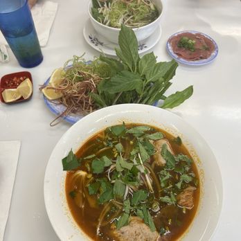 Anh Hong - Vietnamese Near Me - Honolulu, Hawaii Anh Hong - Vietnamese Near Me - Honolulu, Hawaii