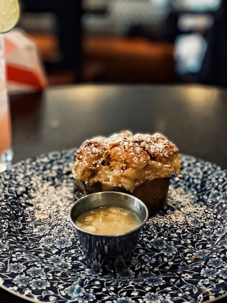 STEPHANIE’S ON NEWBURY Updated October 2024 1190 Photos & 1862