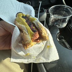Lucky Dawgs 2 - A very sorry type of Hot Dog