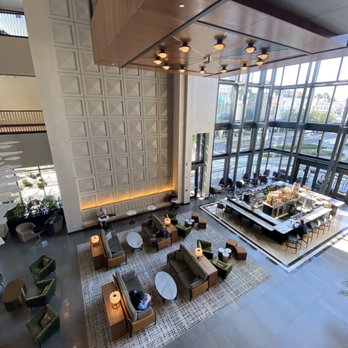 Driftlight Lounge - Cocktail Bars Near Me - Tampa, Florida
