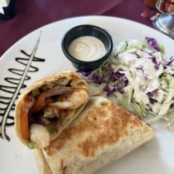 Santos Mariscos Seefood - burrita mixta (shrimp and steak) - Seafood Near Me - Puerto Vallarta, JAL