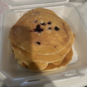 Blueberry Pancake House 2 - Blueberry pancakes - Cafes Near Me - Fort Wayne, Indiana