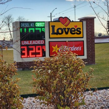 Love's Travel Stop - Convenience Stores Near Me - Rockford, Illinois