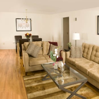 Waterside Gardens - Living Room - Apartments Near Me - Brick, New Jersey Waterside Gardens - Living Room - Apartments Near Me - Brick, New Jersey