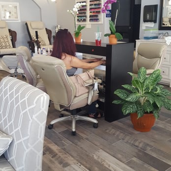 Chic Nails & Spa - Nail Salons Near Me - Elk Grove, California