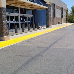 Best Buy Pacoima - The front