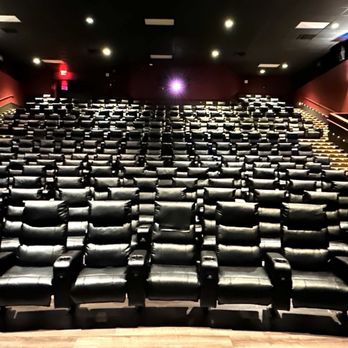 AMC Empire 25 - Cinema Near Me - New York, New York AMC Empire 25 - Cinema Near Me - New York, New York