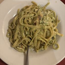 Fettuccine con pesto and chicken Fettuccine con pesto and chicken