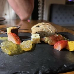 Little Pearl - Dessert Cheese Plate