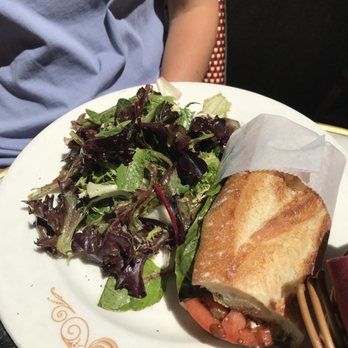 Parc - Mozzarella e pomodoro sandwich - French Near Me - Philadelphia, Pennsylvania