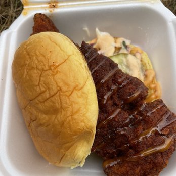 Dave's Hot Chicken - Single Slider - Chicken Shop Near Me - Beaverton, Oregon Dave's Hot Chicken - Single Slider - Chicken Shop Near Me - Beaverton, Oregon