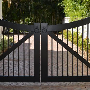 Specialty Fence & Gate - Reverse Arch Estate Gates, Column Mounted - Fences & Gates Near Me - Loxahatchee, Florida Specialty Fence & Gate - Reverse Arch Estate Gates, Column Mounted - Fences & Gates Near Me - Loxahatchee, Florida