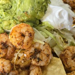 Papasitos Fresh Mexican Food - Shrimp Nachos AMAZING! (Mix it up, ENJOY!)