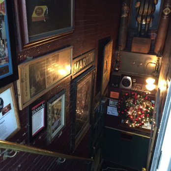 Stanza Dei Sigari - Walk down - Lounges Near Me - Boston, Massachusetts Stanza Dei Sigari - Walk down - Lounges Near Me - Boston, Massachusetts