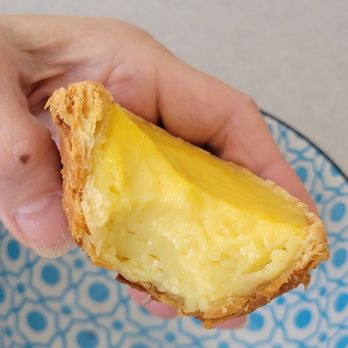 Deluxe Bakery - Egg custard tart (don tot) - Bakeries Near Me - Houston, Texas