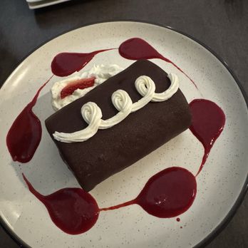 Gather Food and Drink - Hoho cake - Wine Bars Near Me - Rocky River, Ohio Gather Food and Drink - Hoho cake - Wine Bars Near Me - Rocky River, Ohio