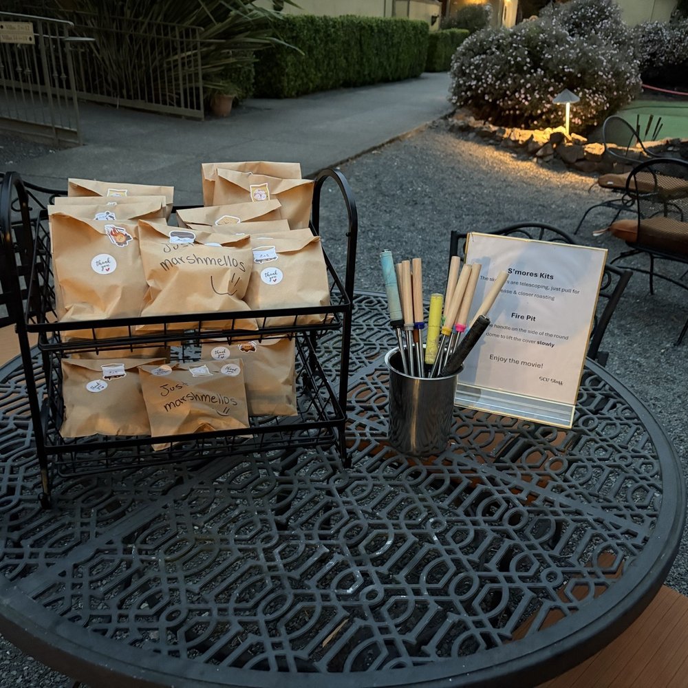 Sonoma Coast Villa - Complimentary s'mores - Hotels Near Me - Bodega, California Sonoma Coast Villa - Complimentary s'mores - Hotels Near Me - Bodega, California