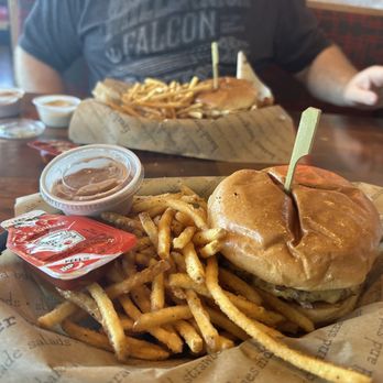 Jaggers - Burger - Sandwiches Near Me - Jacksonville, North Carolina Jaggers - Burger - Sandwiches Near Me - Jacksonville, North Carolina