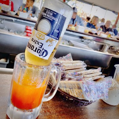 Captain Tom's by null