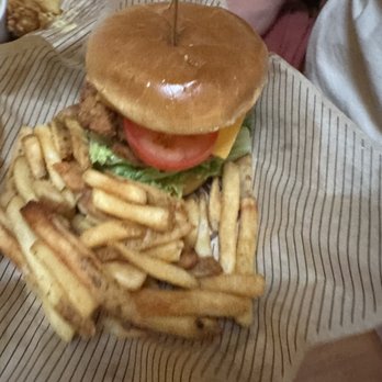 Cheddar's Scratch Kitchen - Comfort Food Near Me - El Paso, Texas Cheddar's Scratch Kitchen - Comfort Food Near Me - El Paso, Texas
