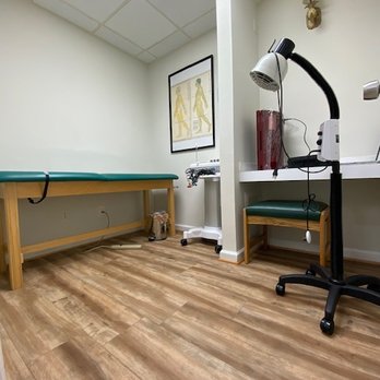 Miracle Healing Acupunture - Our clinic incorporates the latest cutting-edge technology to deliver personalized and effective acupuncture treatments. - Acupuncture Near Me - Ellicott City, Maryland Miracle Healing Acupunture - Our clinic incorporates the latest cutting-edge technology to deliver personalized and effective acupuncture treatments. - Acupuncture Near Me - Ellicott City, Maryland