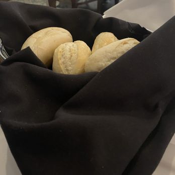 Vincenzo's - Complimentary rolls - Italian Near Me - Louisville, Kentucky Vincenzo's - Complimentary rolls - Italian Near Me - Louisville, Kentucky
