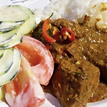 Auria's Malaysian Kitchen - Beef rendang & raita w coconut rice - Cooking Schools Near Me Auria's Malaysian Kitchen - Beef rendang & raita w coconut rice - Cooking Schools Near Me