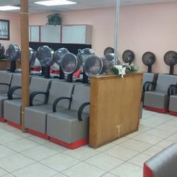 J & J Dominican Beauty Salon - Hopewell