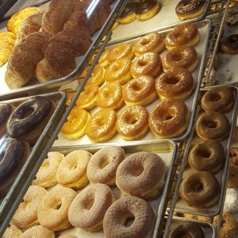 Happy Donuts - Donuts Near Me - Burlingame, California