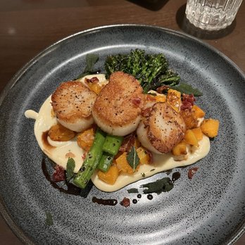 Brick and Brine - Scallops. Highly recommend. - New American Near Me - Kalamazoo, Michigan