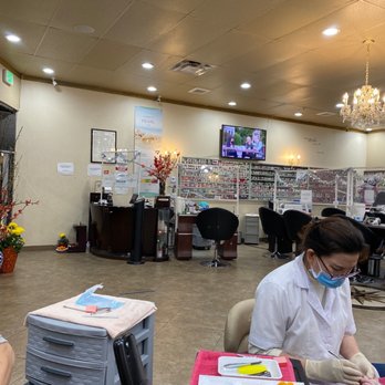 Divas Nails - Diva Nails - Nail Salons Near Me - Northridge, California