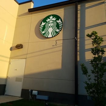 Starbucks - Coffee & Tea Near Me - Northfield, Kentucky