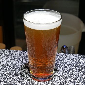 Burger Bar Crescent - House Red Ale - Burgers Near Me - Montreal, Quebec Burger Bar Crescent - House Red Ale - Burgers Near Me - Montreal, Quebec