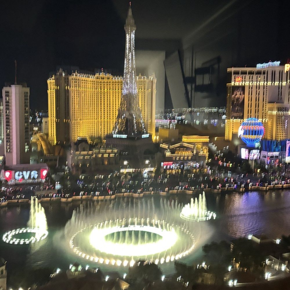 Bellagio - fountain - Hotels Near Me - Las Vegas, Nevada