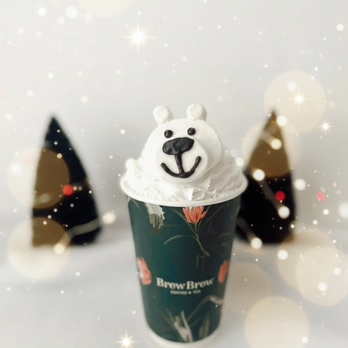 Brew Brew Coffee and Tea - Polar Bear Hot Chocolate is one of our most popular drinks during the Holiday Season! You can also add the Polar Bear to your fav latte! - Coffee & Tea Near Me - Chicago, Illinois
