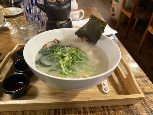 Tomo Ramen and Izakaya by null